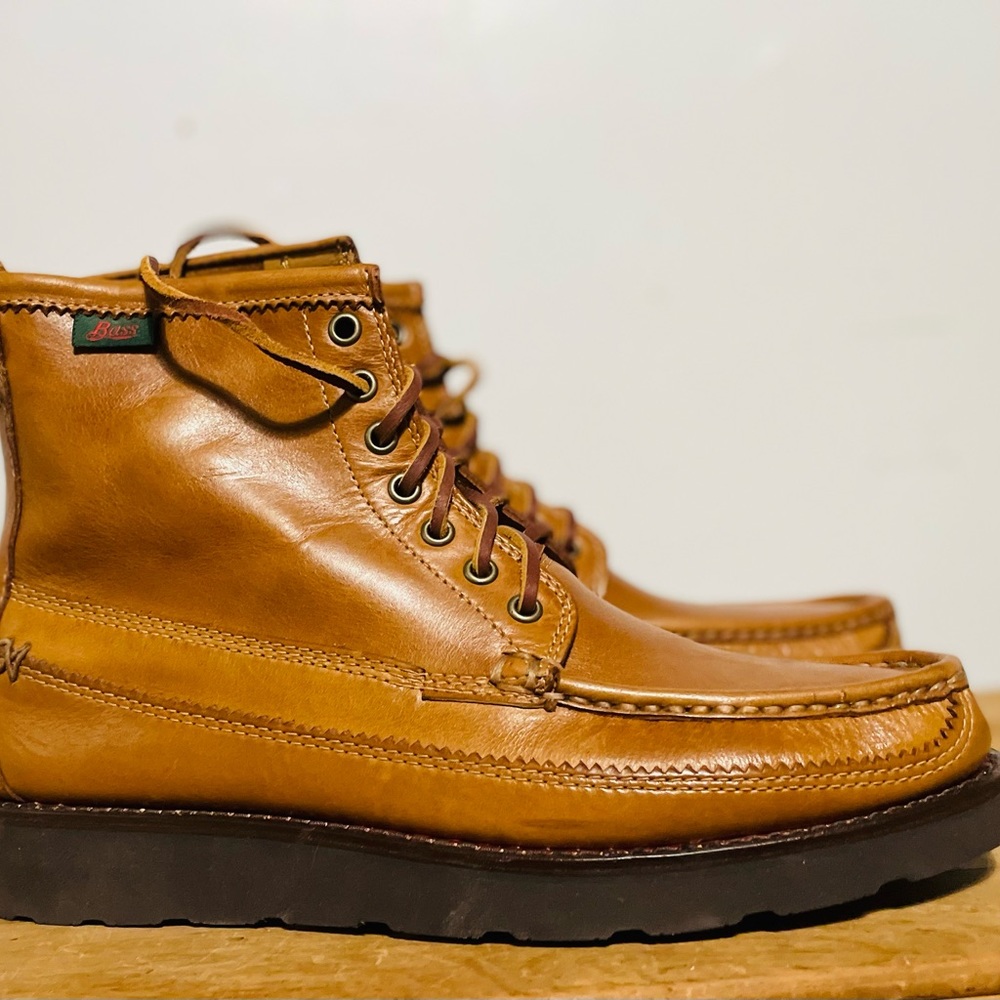 GH Bass men’s Weejun Camp Boots
